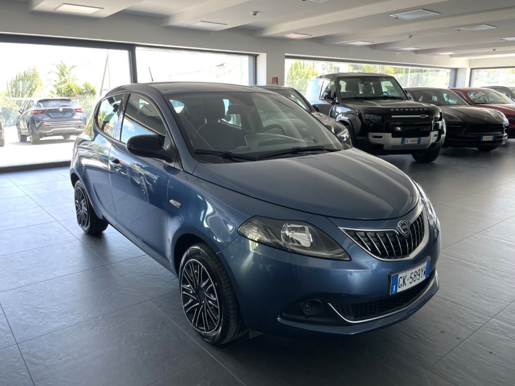 LANCIA Ypsilon 1.0 Hybrid 69 CV Silver
