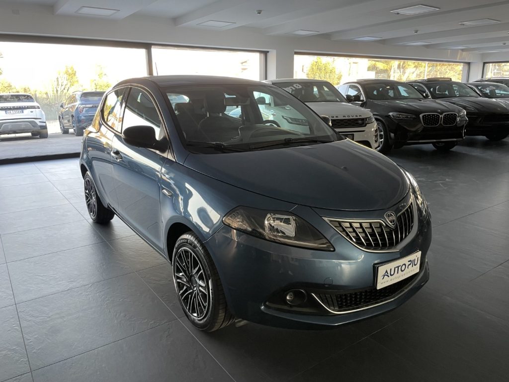 LANCIA Ypsilon 1.0 Hybrid 69 CV Gold