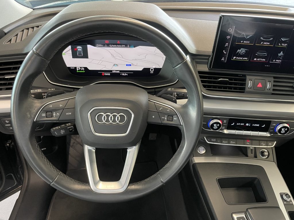 AUDI Q5 2.0 TDI Quattro 204 CV S-Tronic Business Advanced - immagine 4