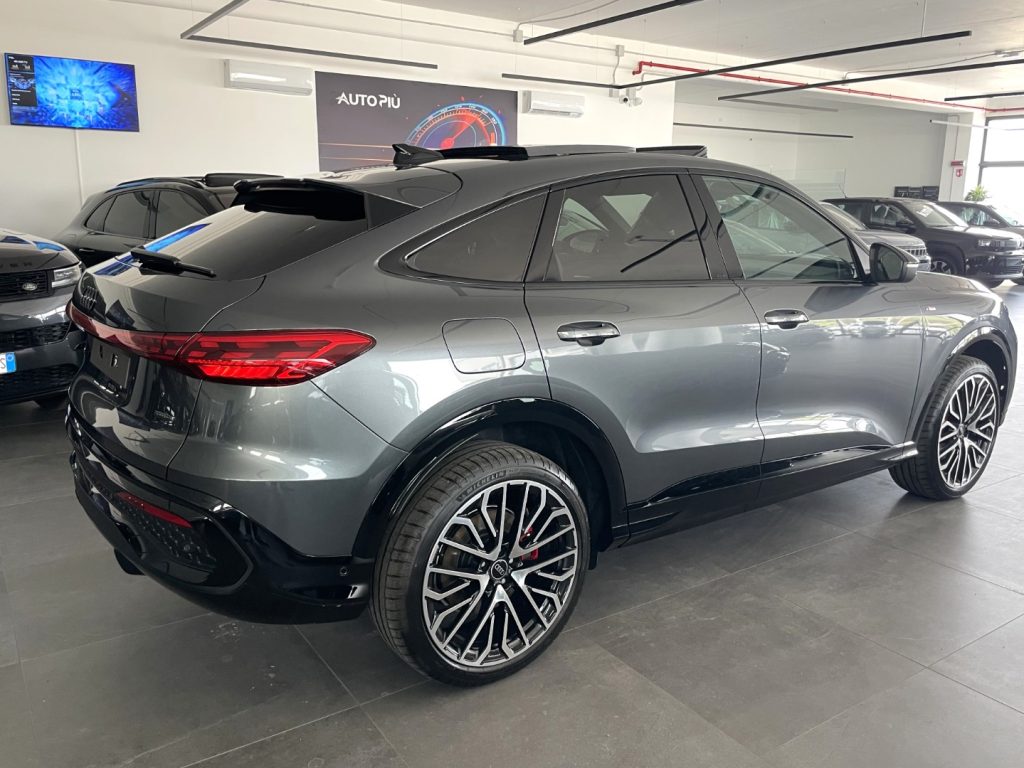 AUDI Q5 SPB 2.0 TDI Quattro Tech Plus SLine Tetto KM0 MY26 - immagine 3