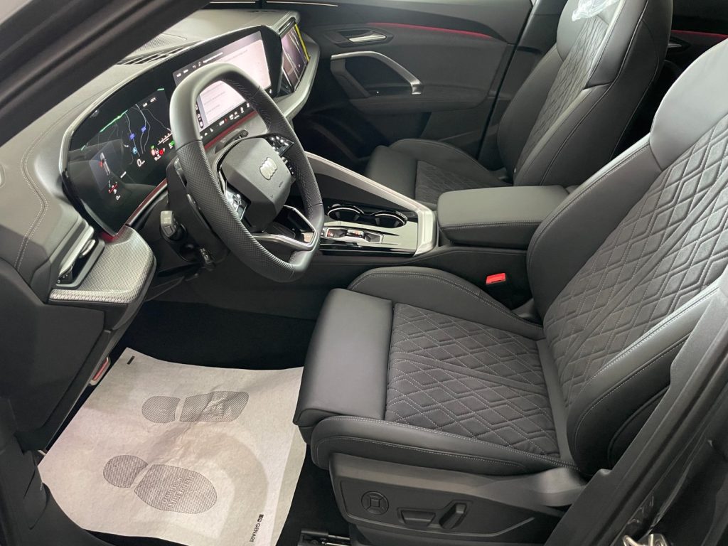 AUDI Q5 SPB 2.0 TDI Quattro Tech Plus SLine Tetto KM0 MY26 - immagine 8
