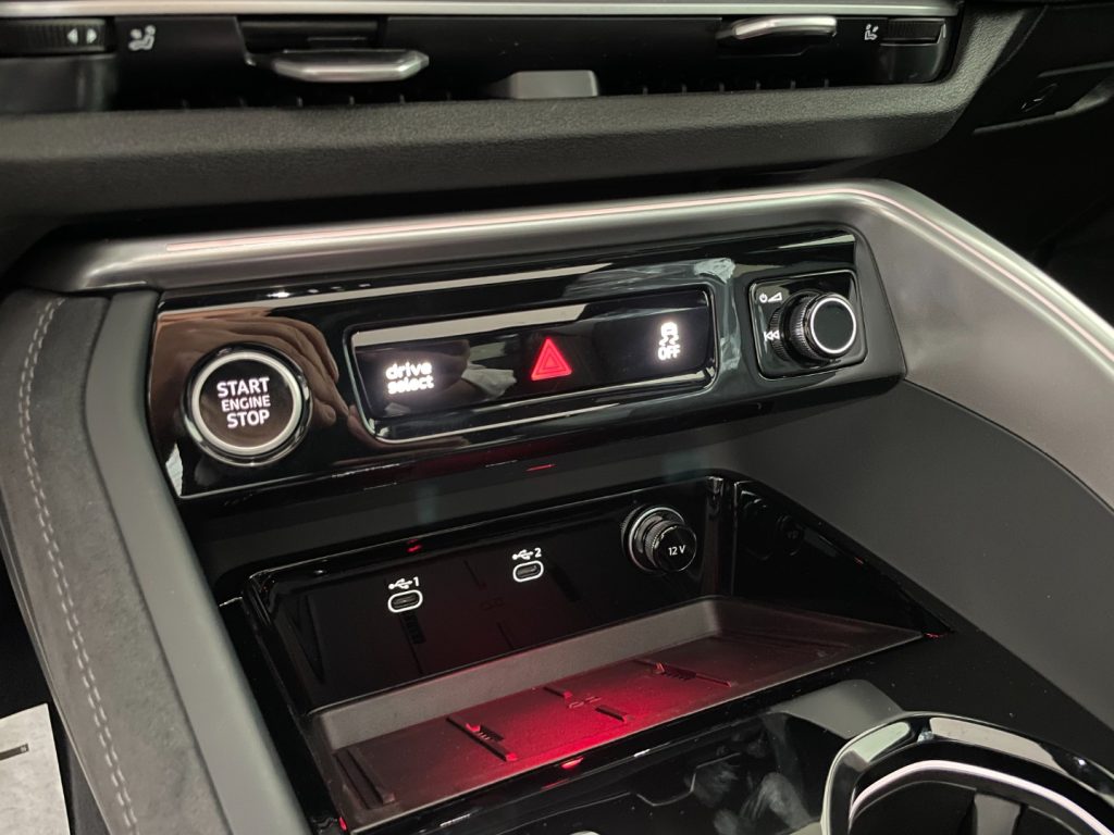 AUDI Q5 SPB 2.0 TDI Quattro Tech Plus SLine Tetto KM0 MY26 - immagine 25