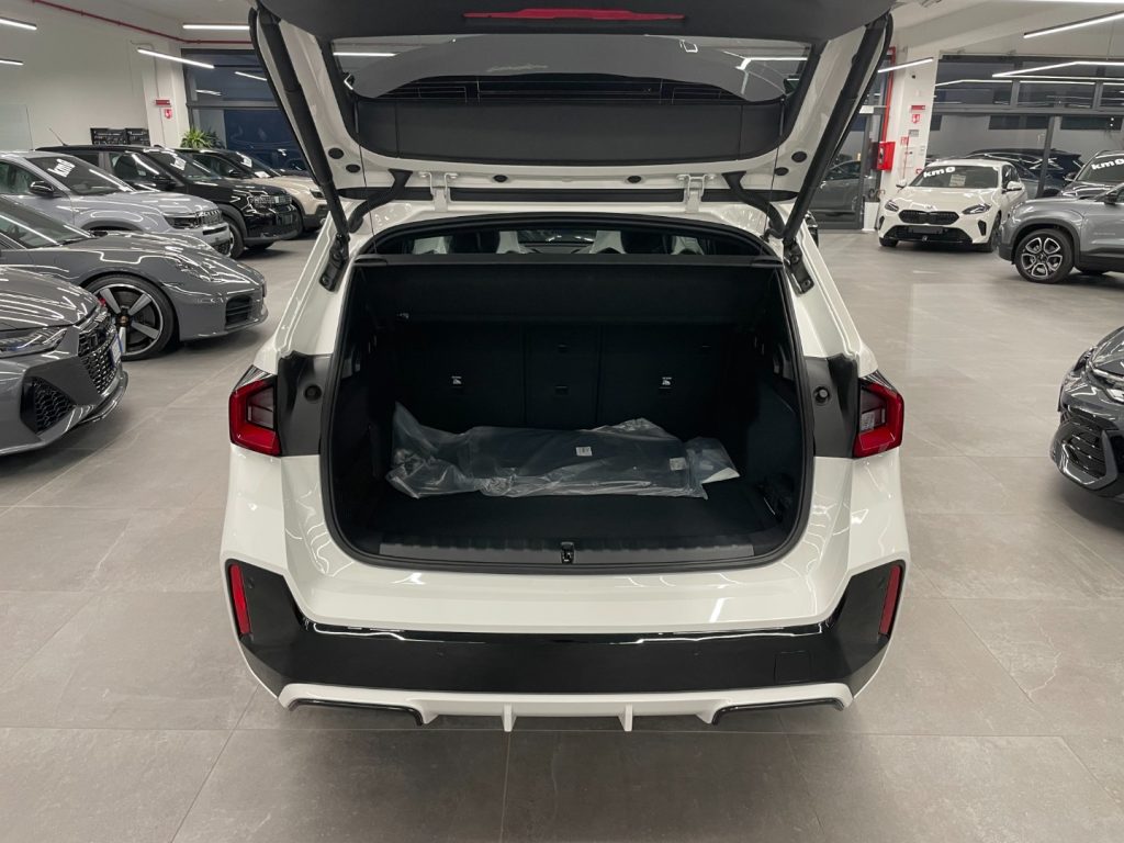 BMW X1 2.0 d S-Drive M-Sport Premium Package KM0 MY26 - immagine 20