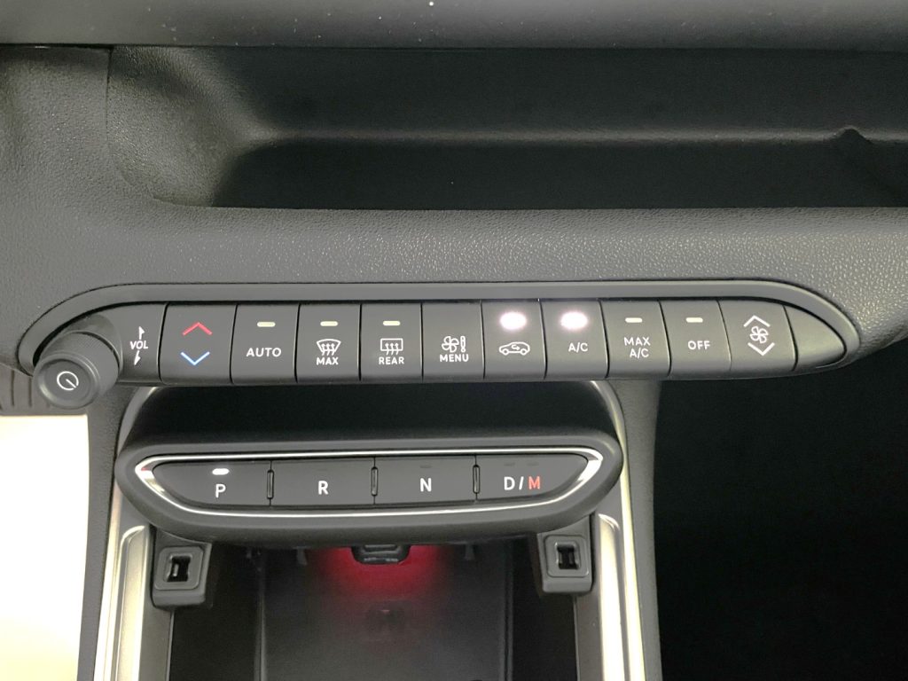 JEEP Avenger 1.2 Summit 110 CV MHEV DCT KM0 MY26 - immagine 6