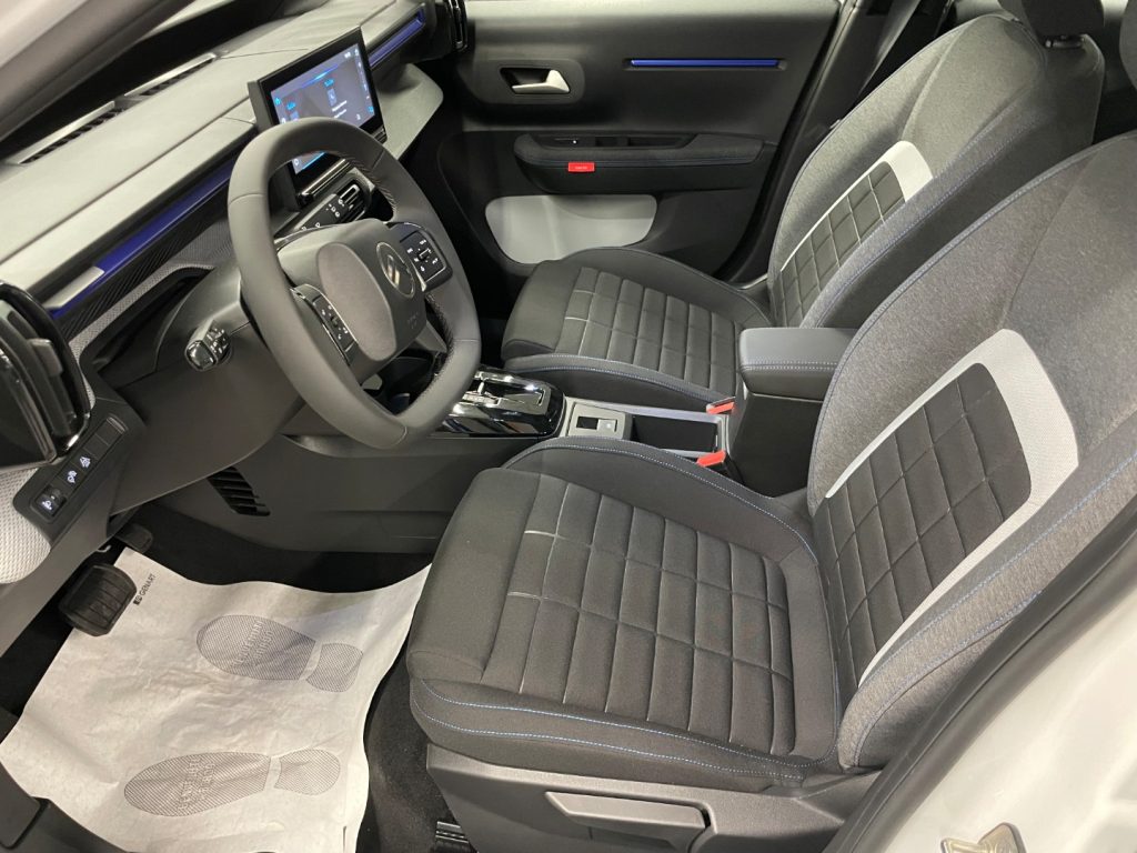 CITROEN C3 1.2 Hybrid 110 CV e-DCS6 PLUS KM0 MY26 - immagine 12