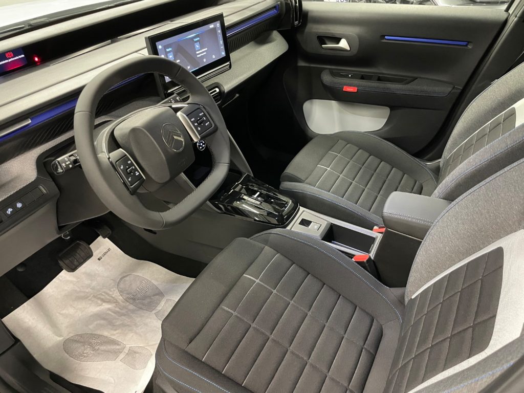 CITROEN C3 1.2 Hybrid 110 CV e-DCS6 PLUS KM0 MY26 - immagine 3