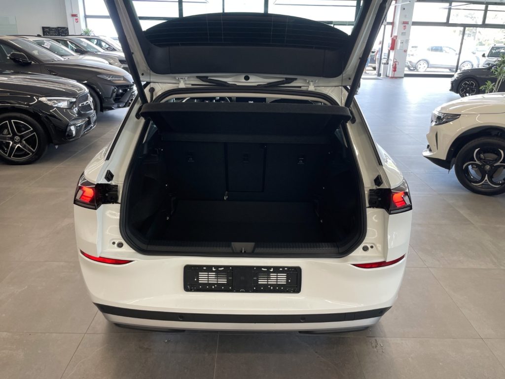 VOLKSWAGEN T-Roc 1.5 eTSI ACT 115 CV DSG Style KM0 MY26 - immagine 9