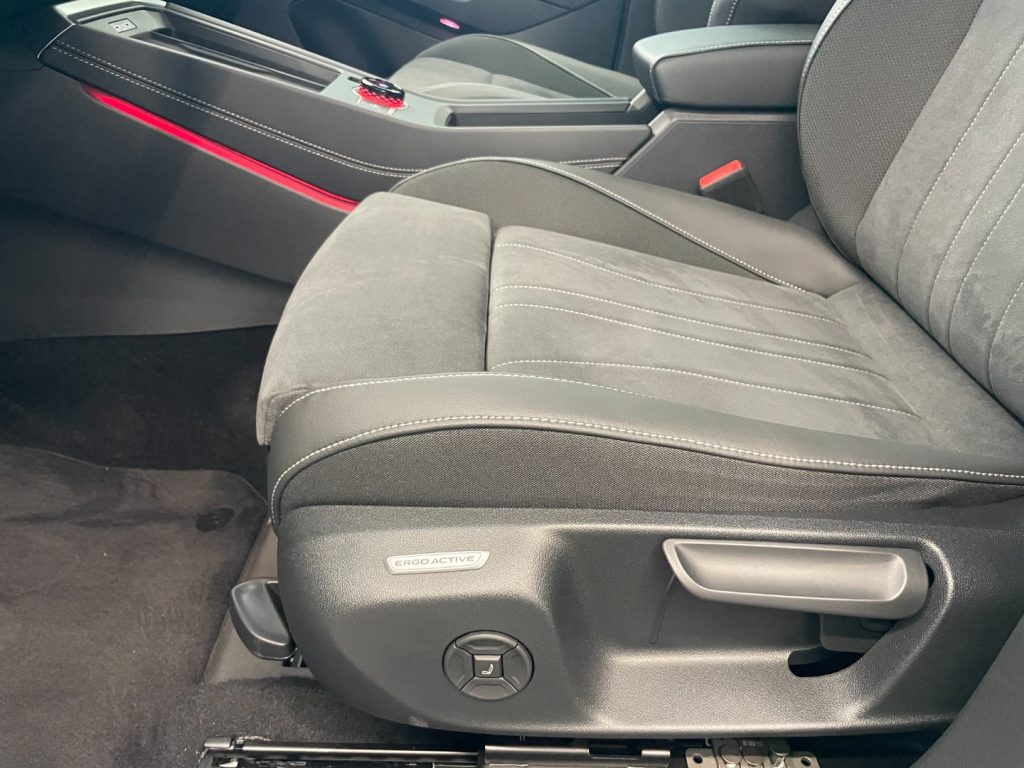 VOLKSWAGEN T-Roc 1.5 eTSI ACT 115 CV DSG Style KM0 MY26 - immagine 29