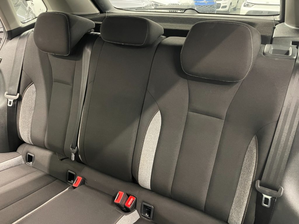 SKODA Kamiq 1.0 TSI 95 CV Ambition - immagine 18