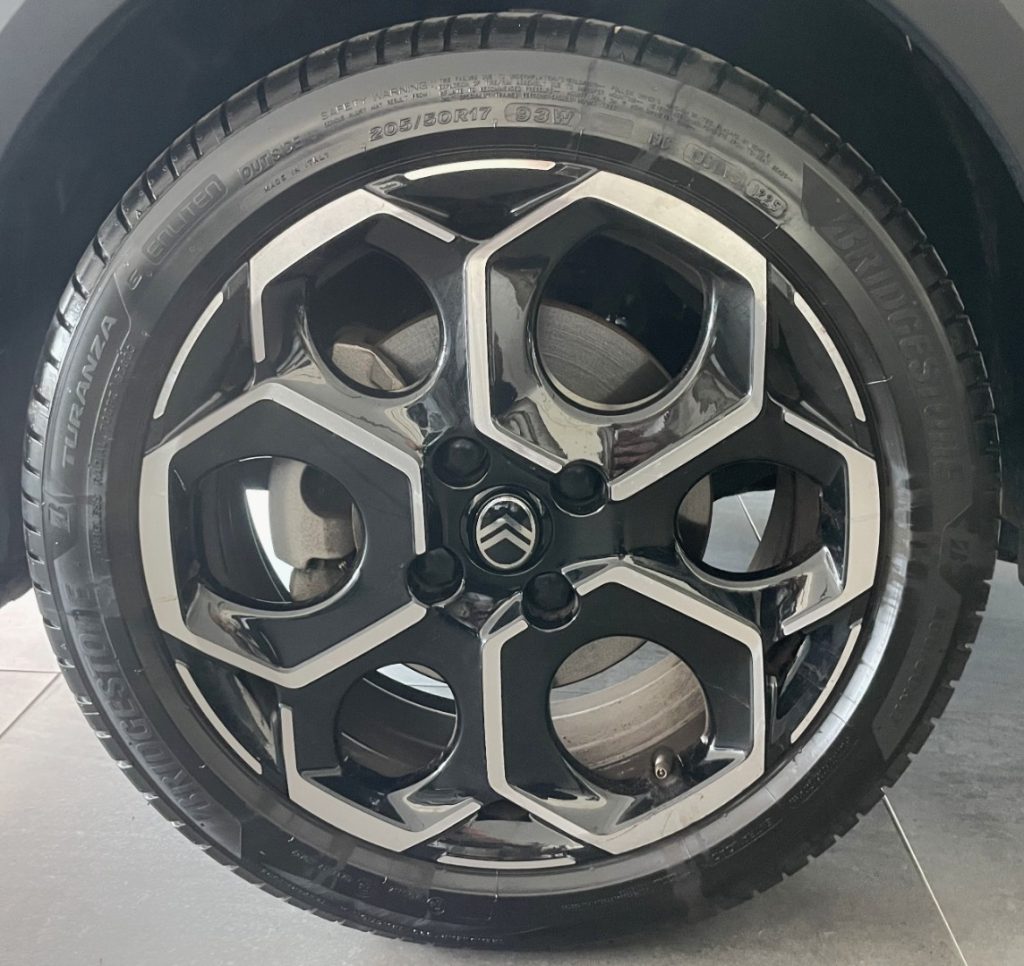 CITROEN C3 1.2 Pure Tech 100 CV MAX KM0 MY26 - immagine 9