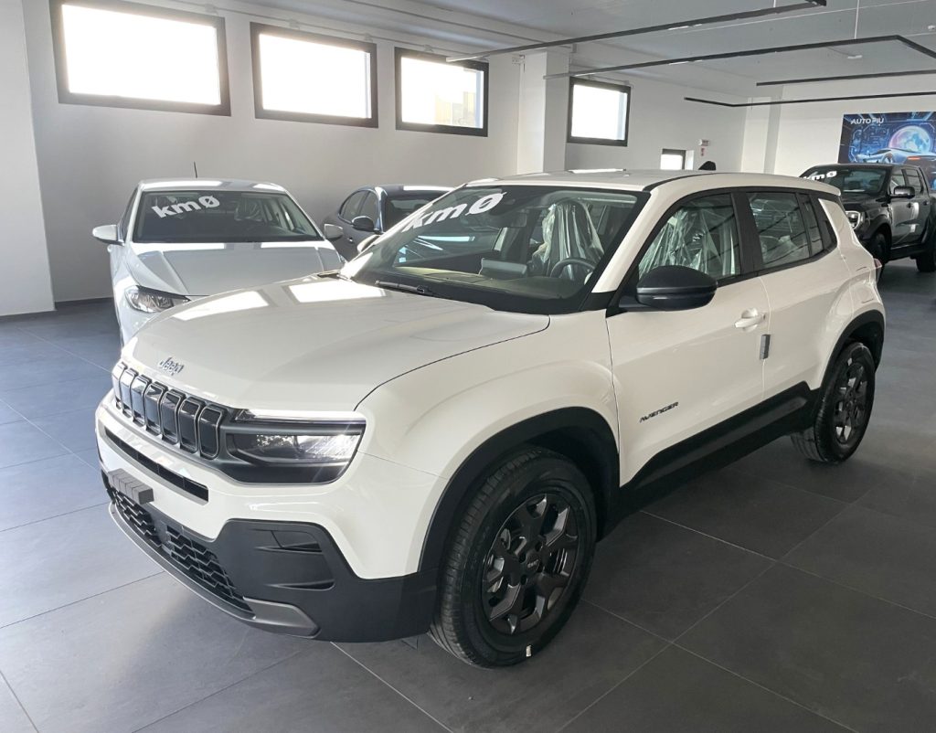 JEEP Avenger 1.2 Longitude 110 CV MHEV DCT KM0 MY26 - immagine 14