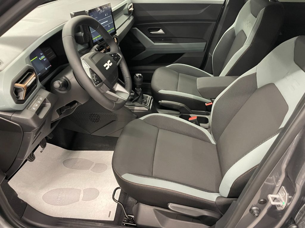 DACIA Duster 1.2 Eco-G 120 CV Extreme KM0 MY26 - immagine 8