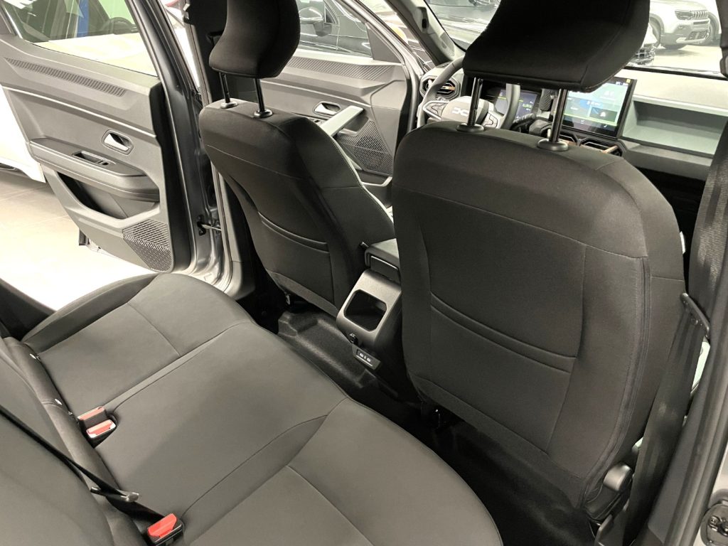 DACIA Duster 1.2 Eco-G 120 CV Extreme KM0 MY26 - immagine 14