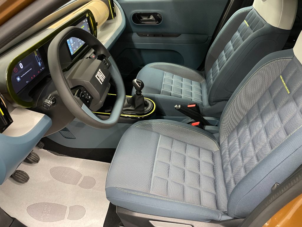 FIAT Grande Panda 1.2 100 CV La Prima KM0 MY26 - immagine 6