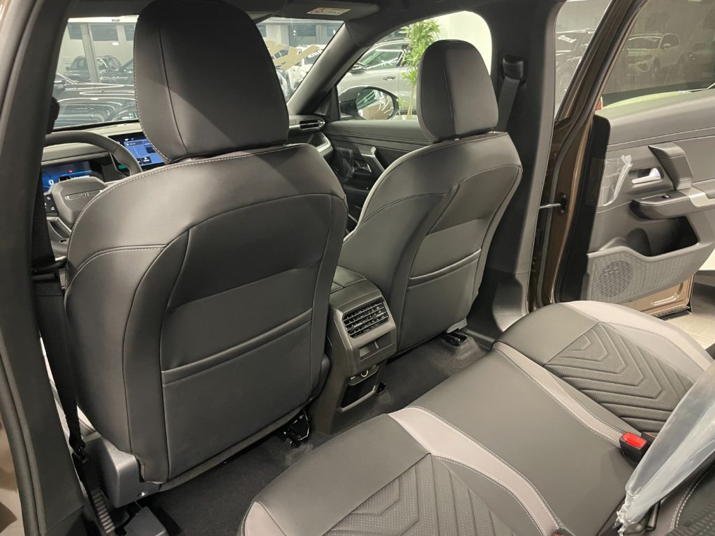 JEEP Compass 1.2 Turbo 145 CV Hybrid Summit KM0 MY26 - immagine 18