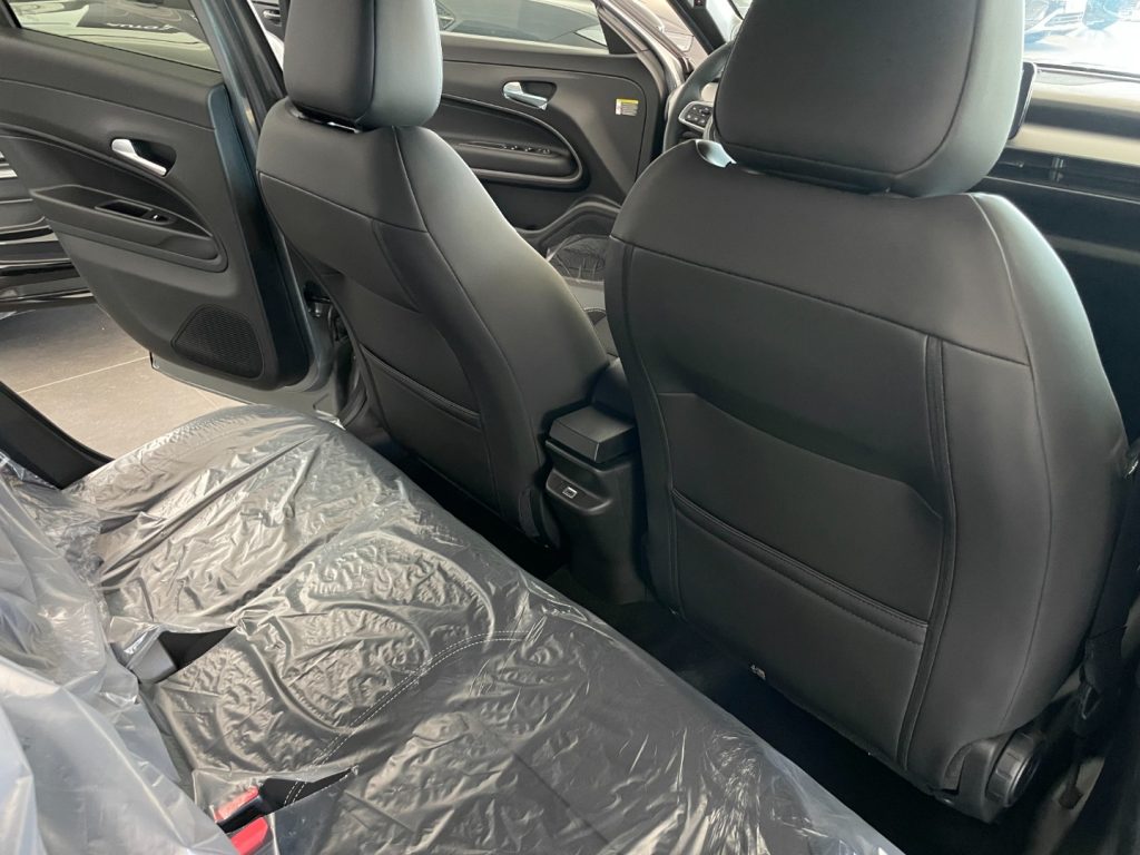 JEEP Avenger 1.2 Altitude 110 CV MHEV DCT KM0 MY26 - immagine 5