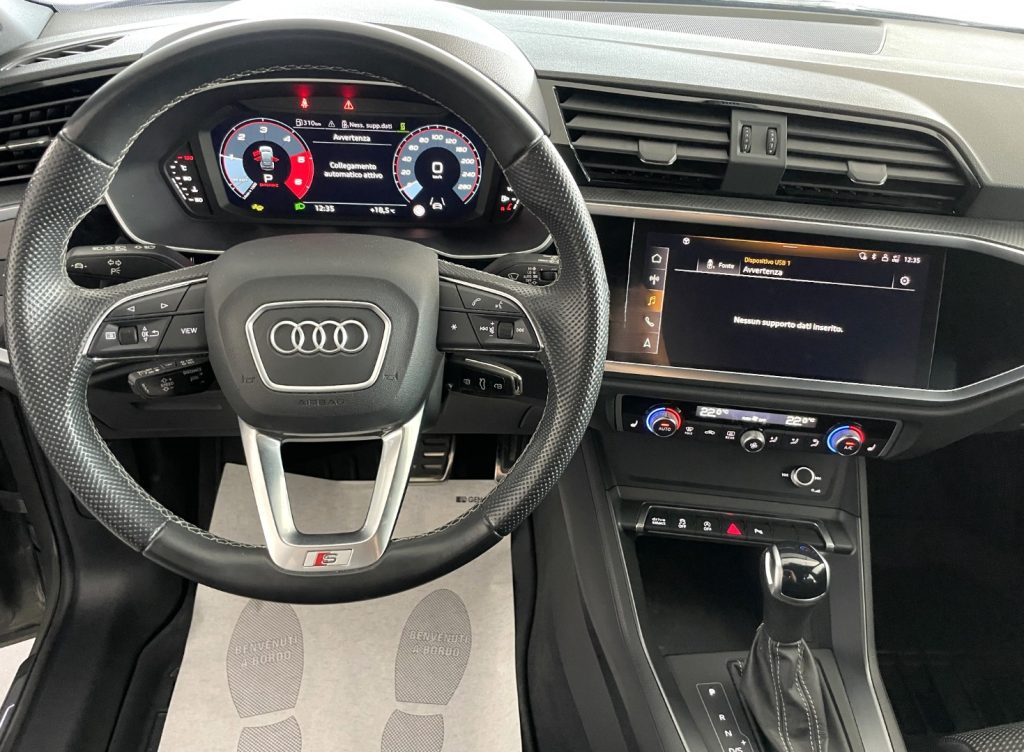 AUDI Q3 SPB 2.0 TDI 150 CV S-Tronic S-Line - immagine 19