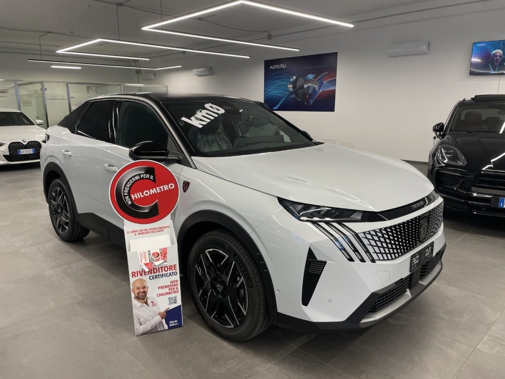 PEUGEOT 3008 1.2 Hybrid 145 e-DCS6 GT KM0 MY26